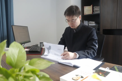 媒體專訪丨加快實現(xiàn)“25311”目標一把手訪談 –中原工業(yè)設計城