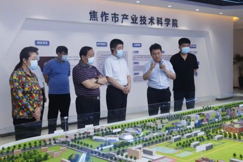 焦作市人大常委會主任王建修一行蒞臨設(shè)計(jì)城參觀調(diào)研